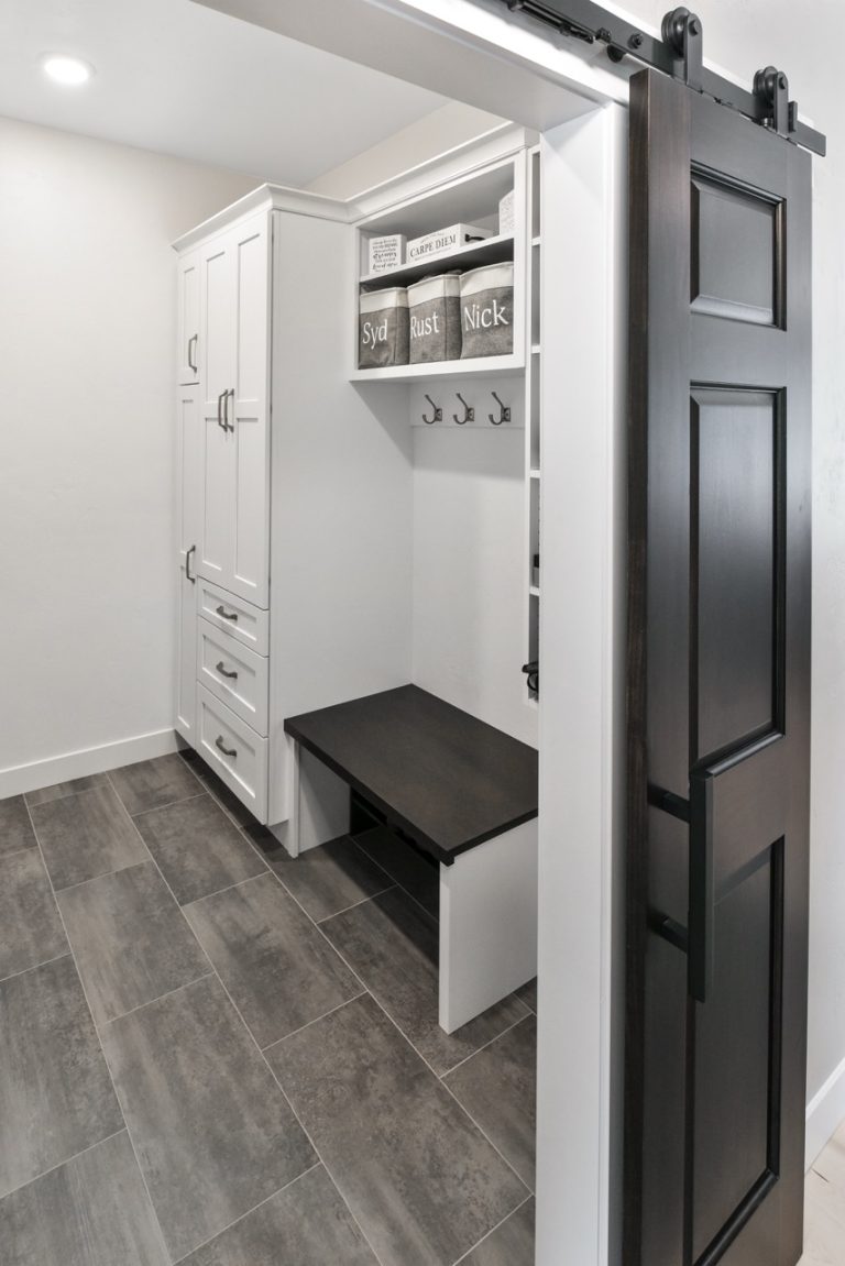 Laundry Room 2 VKB laundry room black and white