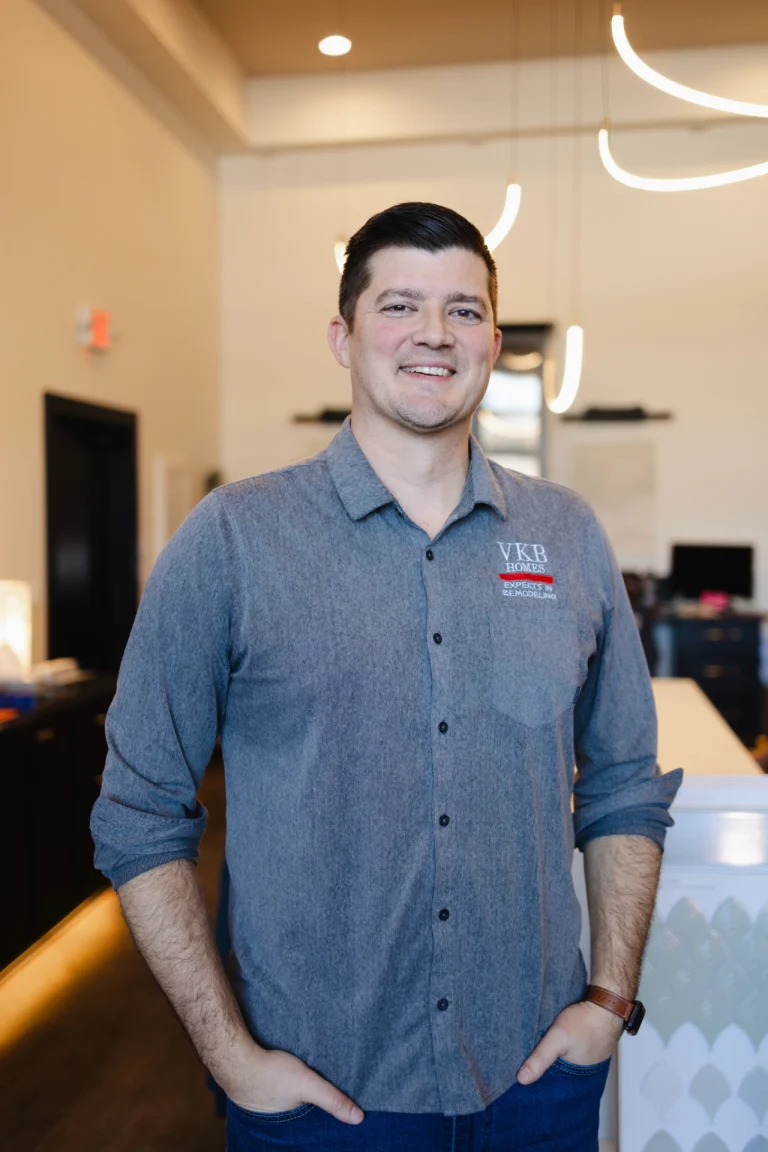 Nathan Chief Operating in VKB homes Appleton
